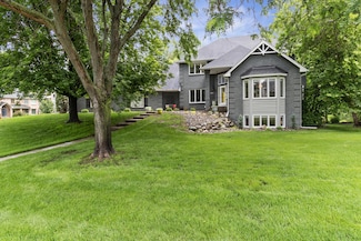 17702 Layton Ct, Lakeville, MN 55044