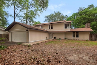 2424 Rocky Shores Dr, Niceville, FL 32578