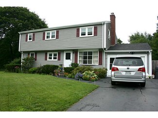 90 Old Homestead Rd, Warwick, RI 02889