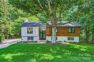 200 Kimrod Ln, Charlotte, NC 28270