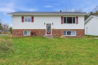 816 E 9th St S, Ladysmith, WI 54848