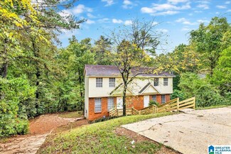1713 6th Place Cir NW, Center Point, AL 35215