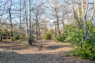 908 Collins Ave, Warner Robins, GA 31093