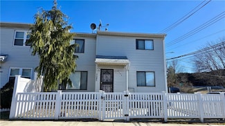 708A Elbe Ave, Staten Island, NY 10304