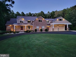 19 Woodland Dr, Seaford, DE 19973