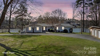 7326 Elmwood Ln, Denver, NC 28037