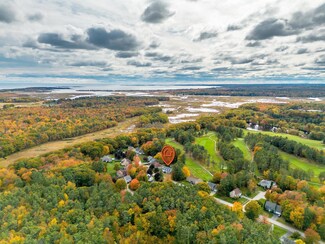 37 Evergreen Farms Rd, Scarborough, ME 04074