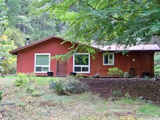 30663 Slow Ln, Philomath, OR 97370