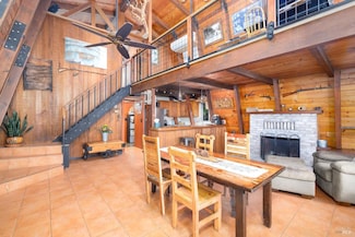 350 Canyon Rd, Geyserville, CA 95441