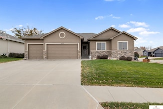 16133 Plum Cir, Bennington, NE 68007