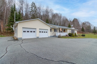 1397 Maple Hill Rd, Barton, VT 05822