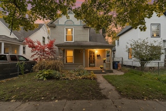 1032 Baldwin St SE, Grand Rapids, MI 49506