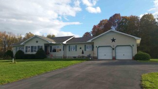 32 Old Orchard Way, Crown Point, NY 12928