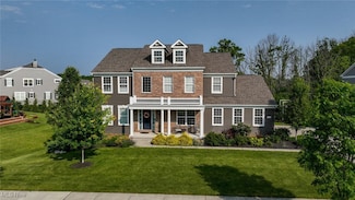 6634 Regal Woods Dr, Hudson, OH 44236