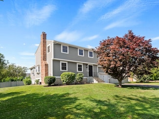 111 Autran Ave, North Andover, MA 01845