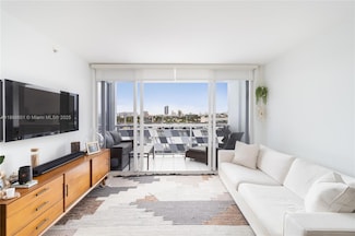 1800 Sunset Harbour Dr Unit 809, Miami Beach, FL 33139