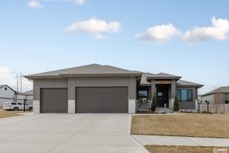 4606 N 183rd St, Omaha, NE 68022