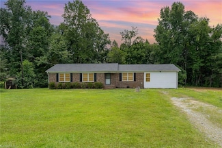 4203 Kerwick Dr, Greensboro, NC 27409