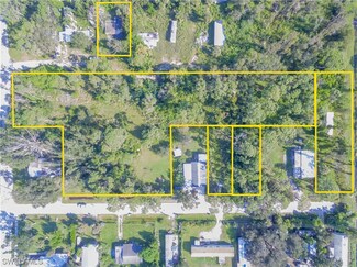 204 Santa Cruz St, North Fort Myers, FL 33903