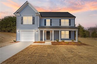 1144 Mountain Ridge Rd, Walnut Cove, NC 27052