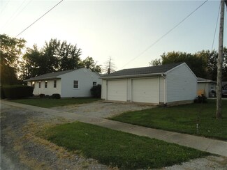 208 W Plum St, Frankton, IN 46044