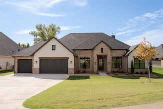 396 Old Creek Rd, Edmond, OK 73034