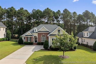 259 Rolling Pines Dr, Spring Lake, NC 28390