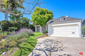 1358 Woodruff Ave, Los Angeles, CA 90024