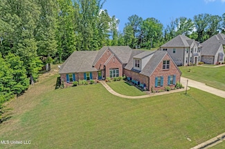 4884 Antebellum Ln, Olive Branch, MS 38654