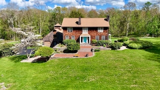 320 Chestnut Hill Rd, Millville, MA 01529
