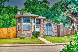 10712 Water Oaks Dr, Dallas, TX 75227