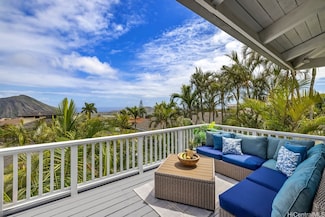 1168 Kaluanui Rd, Honolulu, HI 96825