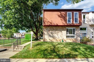7169 Mill Run Dr, Derwood, MD 20855