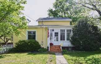 326 W Elm St, Mason, MI 48854