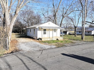 102 Sycamore St, Greeneville, TN 37745