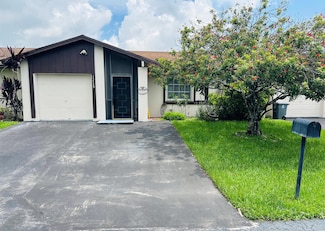 15729 Bottlebrush Cir, Delray Beach, FL 33484