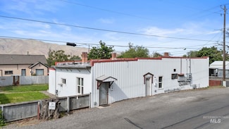 1156 13th St, Clarkston, WA 99403