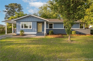 675 Wiltshire Rd, Fayetteville, NC 28314