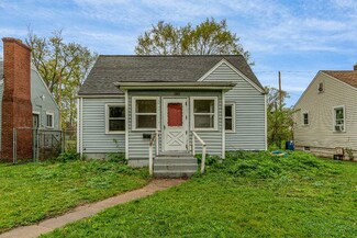 1040 Whitcomb St, Gary, IN 46404