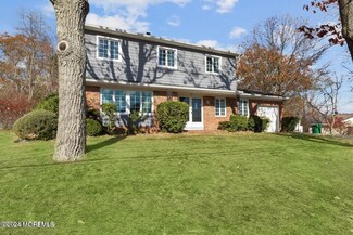 4 Lexington Rd, Howell, NJ 07731