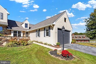 28 Stable Dr, Elverson, PA 19520