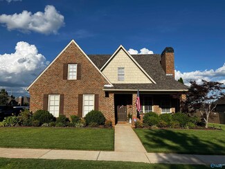 49 Maple Grove Blvd SW, Huntsville, AL 35824
