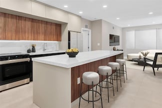 5255 Collins Ave Unit 9B, Miami Beach, FL 33140