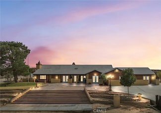 13801 Shadow Mountain Rd, Helendale, CA 92342