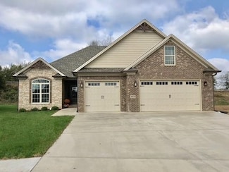 3970 Cadillac Ct, Bowling Green, KY 42104