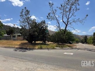 412 Park Way, Bodfish, CA 93205