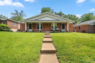 10244 Buffton Dr, Saint Louis, MO 63123