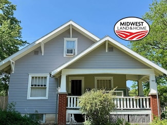 304 W Commercial St, Waterville, KS 66548