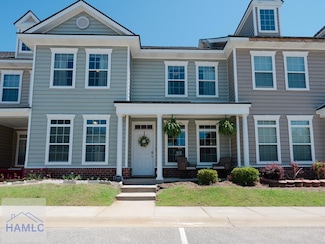 825 Terrell Dr, Hinesville, GA 31313