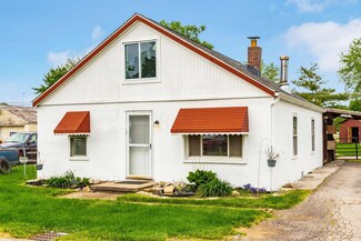 1058 Meadow Ln, Columbus, OH 43207